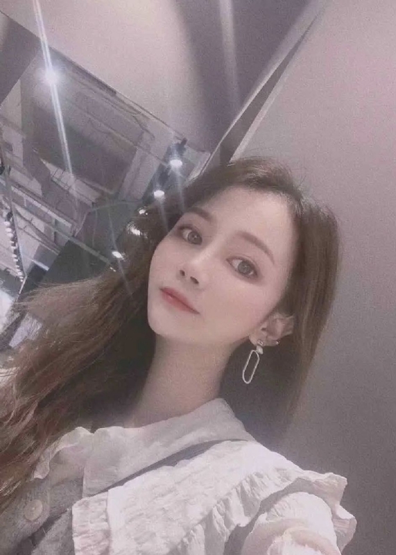 蓉蓉呀的第一张照片--梅州相亲服务中心