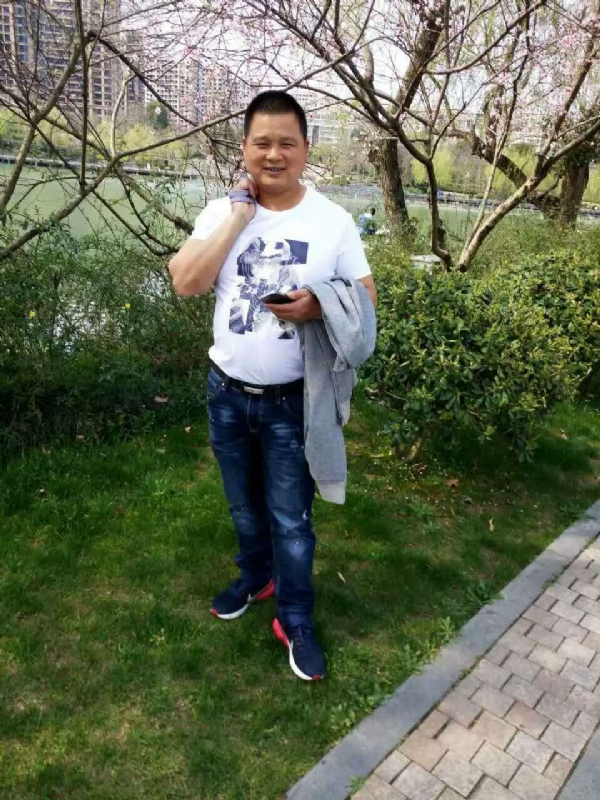 纯爷们的第二张照片--梅州相亲服务中心