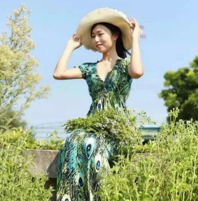 ViviQueen的第四张照片--梅州相亲服务中心