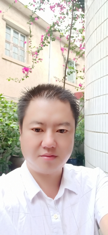 陈欢翔的第一张照片--梅州相亲服务中心