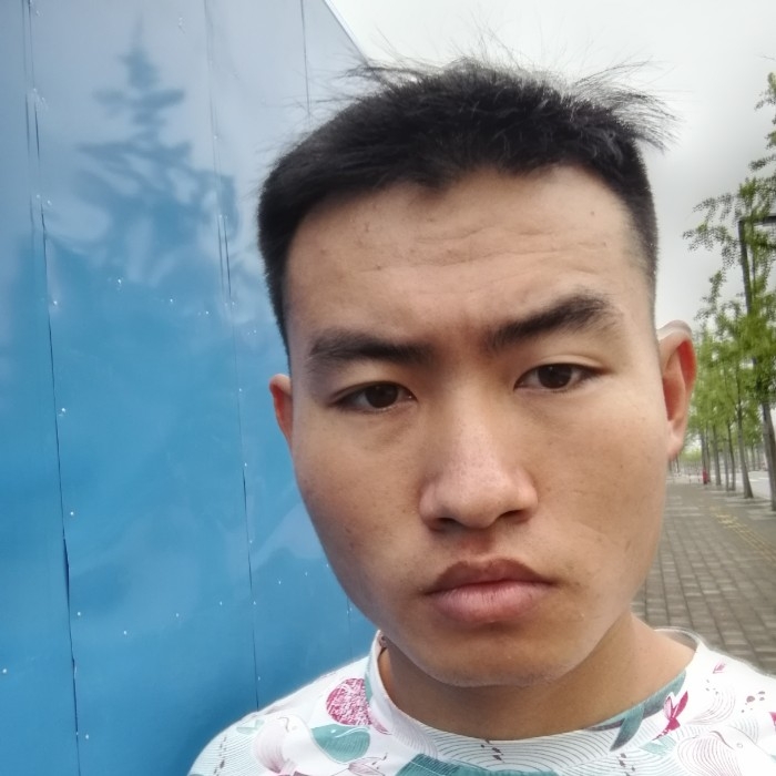 爱一个哦的第一张照片--梅州相亲服务中心