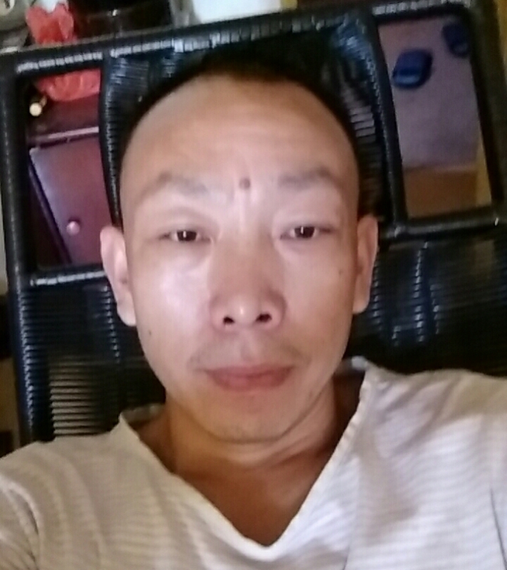 寻爱的第一张照片--梅州相亲服务中心