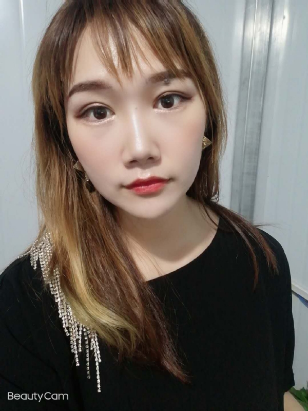 艾薇的第三张照片--梅州相亲服务中心