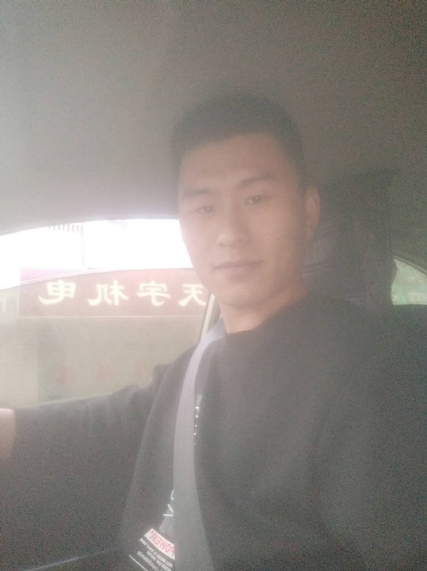 老鼠爱上猫的第一张照片--梅州相亲服务中心