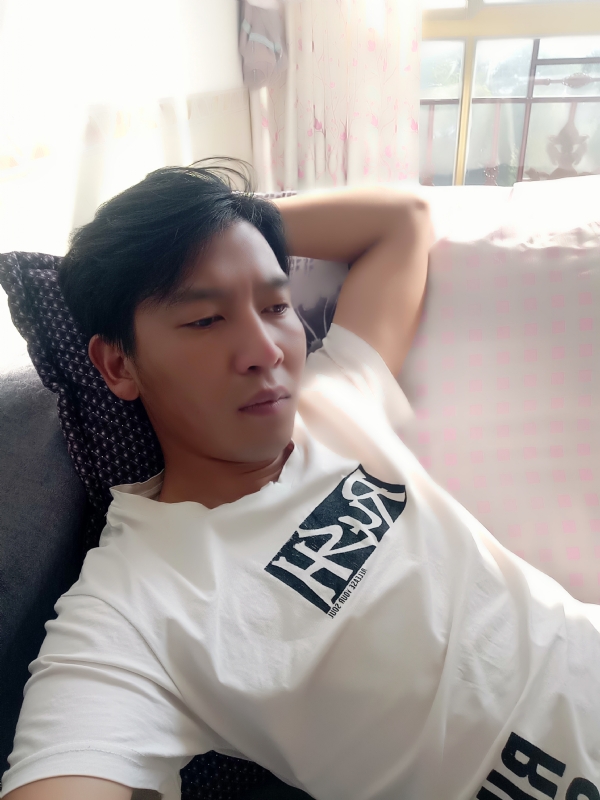 大通的第一张照片--梅州相亲服务中心