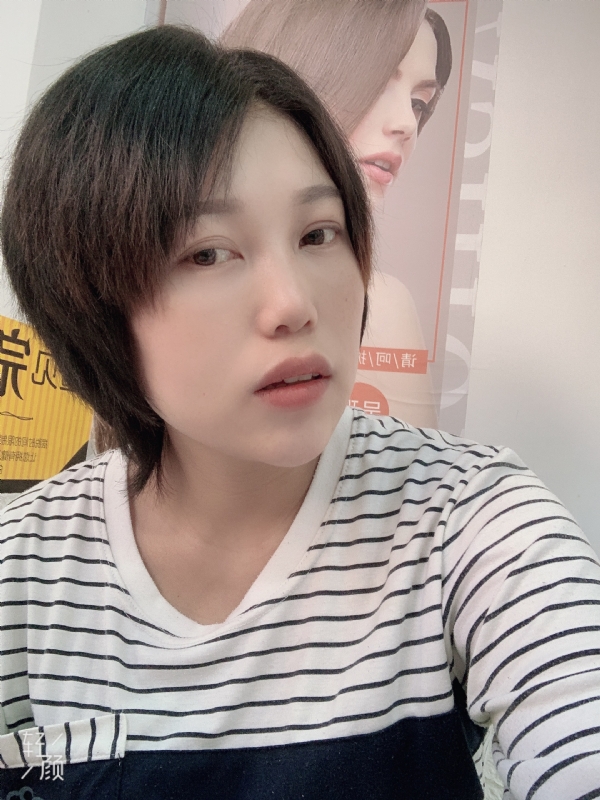 寻找爱情的第一张照片--梅州相亲服务中心