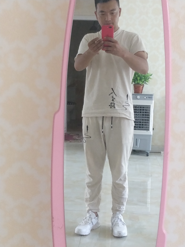 一天一根烟的第一张照片--梅州相亲服务中心