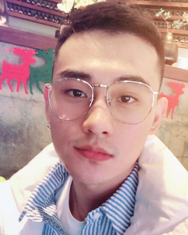 胡强很孤单的第一张照片--梅州相亲服务中心