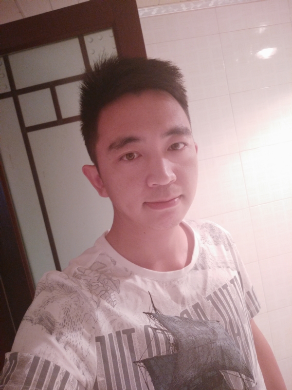 彭亮的第一张照片--梅州相亲服务中心