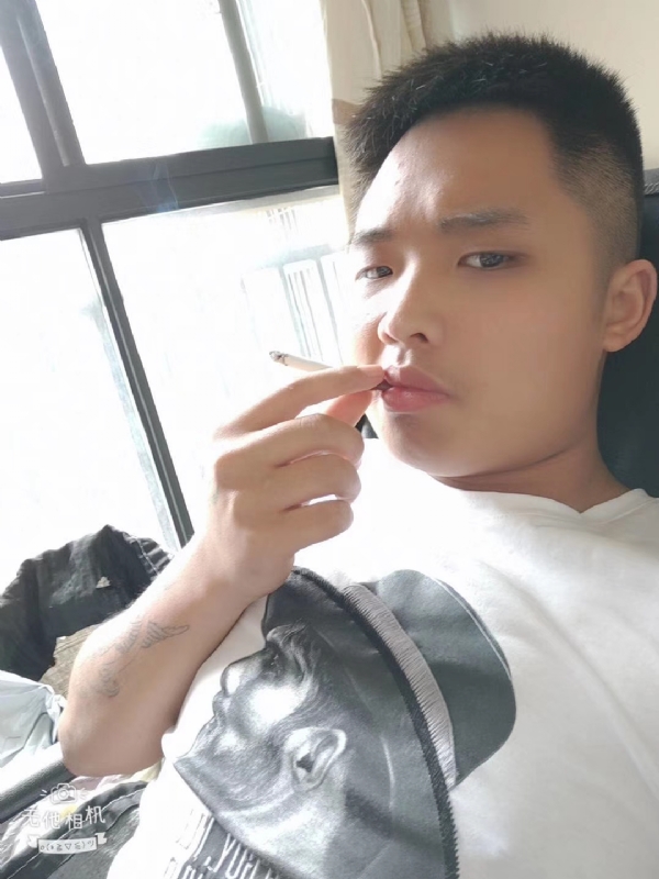 比比曾_的第二张照片--梅州相亲服务中心