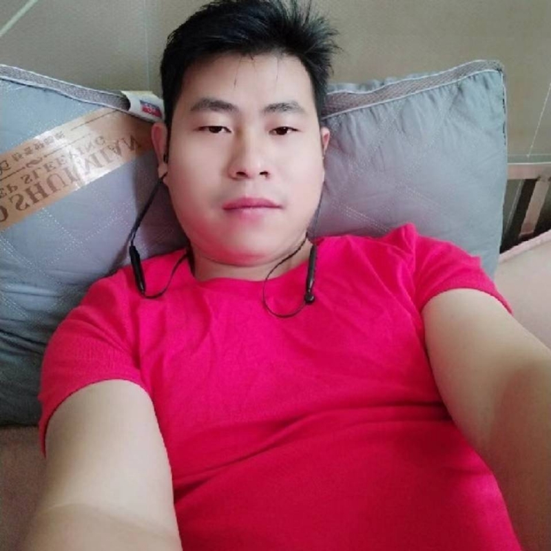 李强的第一张照片--梅州相亲服务中心