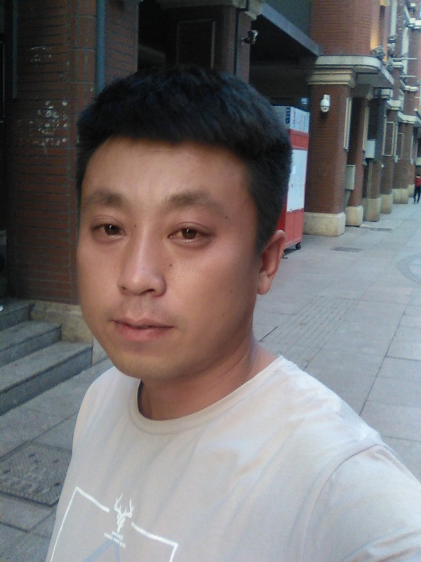 冰冷的心的第一张照片--梅州相亲服务中心