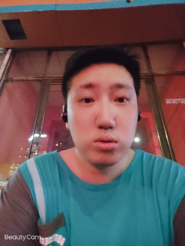 夜月星辰的第一张照片--梅州相亲服务中心