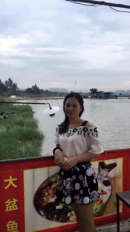 莹莹的第一张照片--梅州相亲服务中心