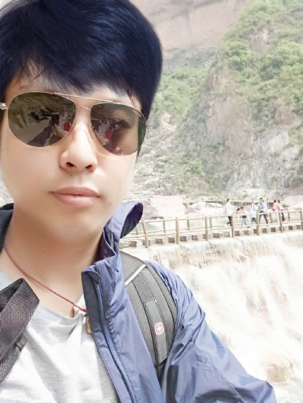 雅俗共赏的第一张照片--梅州相亲服务中心