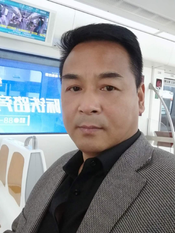 雪豹的第二张照片--梅州相亲服务中心