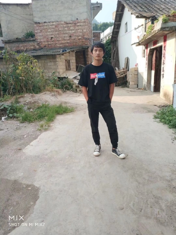 活活该的第一张照片--梅州相亲服务中心