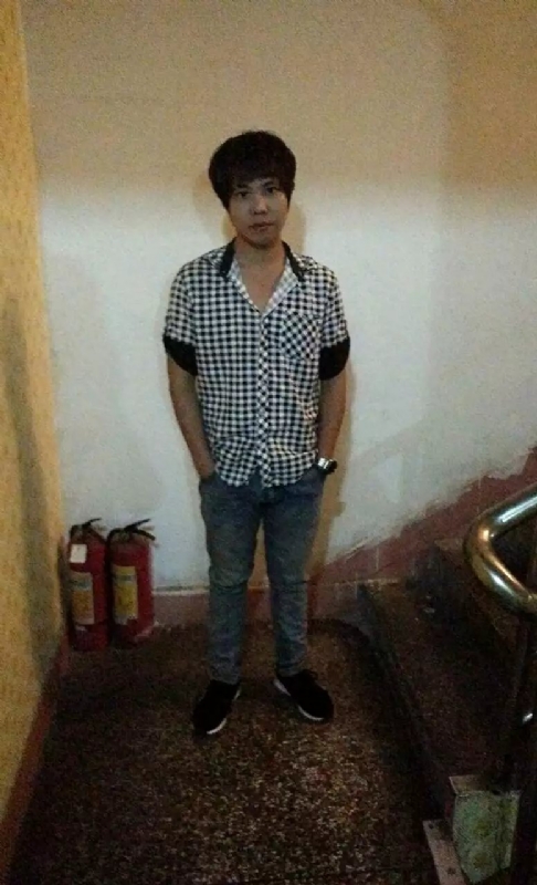 单身征婚的第一张照片--梅州相亲服务中心