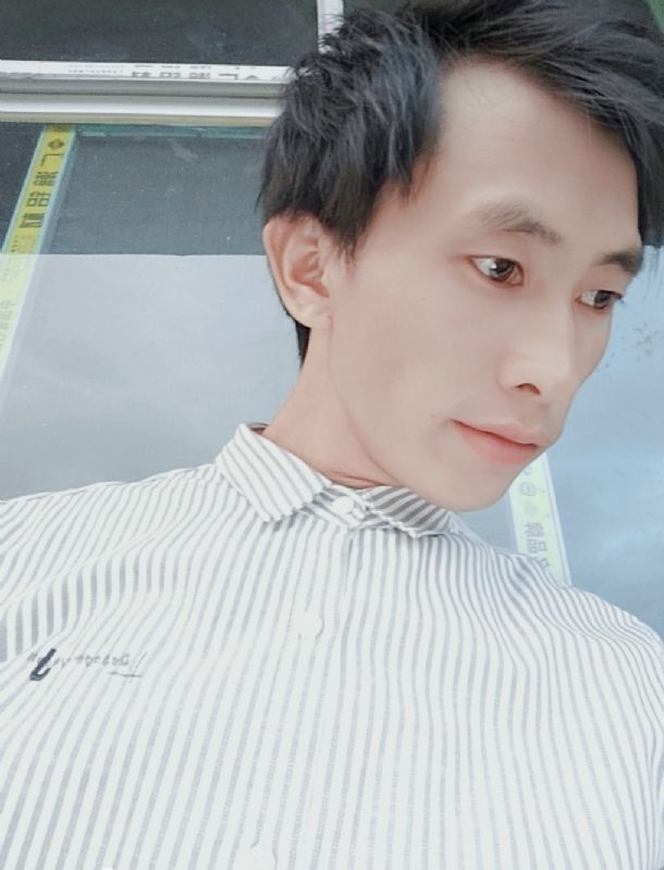 寻找下一个路口的第一张照片--梅州相亲服务中心