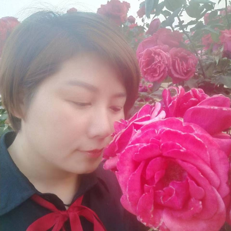 潇潇雨歌的第一张照片--梅州相亲服务中心