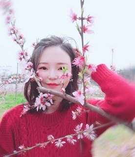 小桌子的第二张照片--梅州相亲服务中心