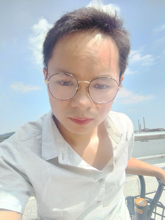 楠呐的第三张照片--梅州相亲服务中心