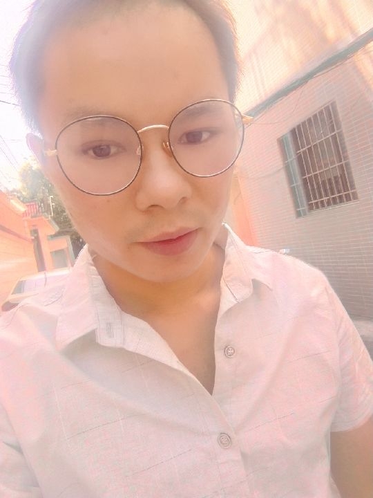 楠呐的第四张照片--梅州相亲服务中心