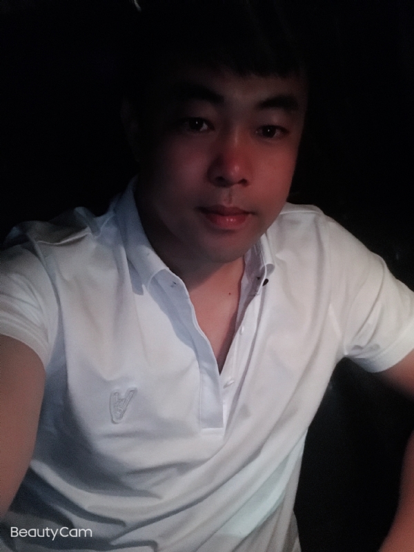 张苹果的第一张照片--梅州相亲服务中心