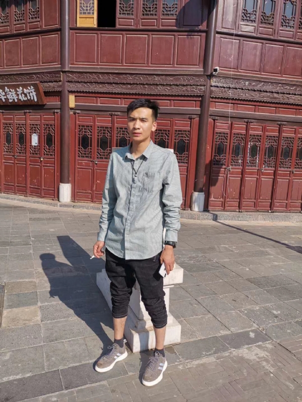 刘方的第一张照片--梅州相亲服务中心