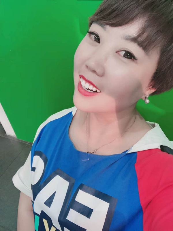 青青子衿的第一张照片--梅州相亲服务中心