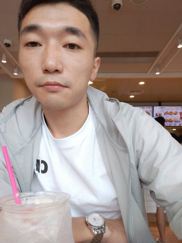 须臾数年的第三张照片--梅州相亲服务中心