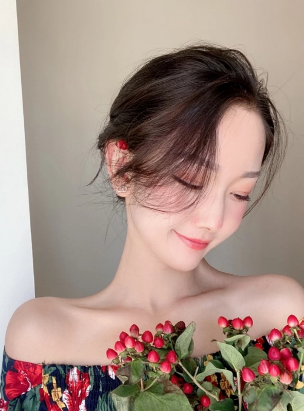 小诗vanessa的第二张照片--梅州相亲服务中心