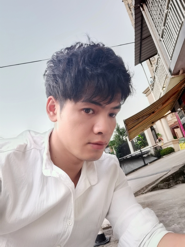 幕后老板的第一张照片--梅州相亲服务中心