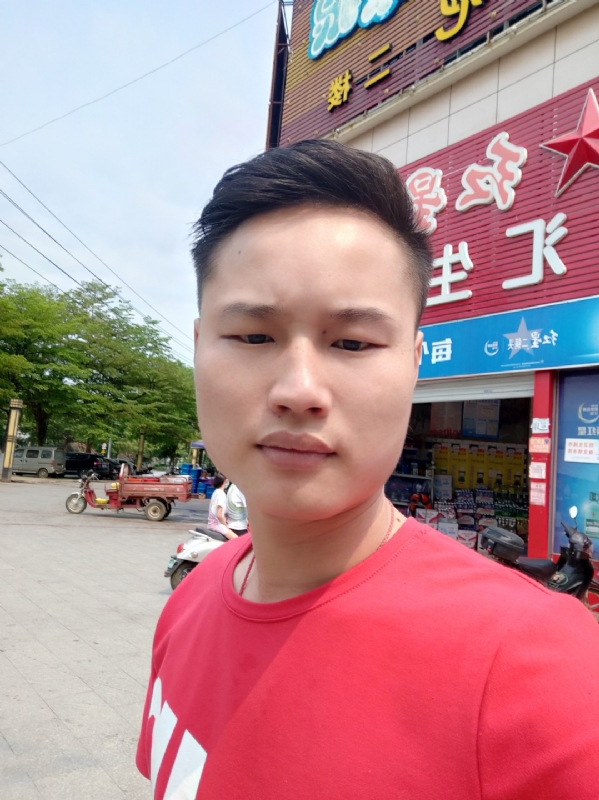 刘振军的第一张照片--梅州相亲服务中心