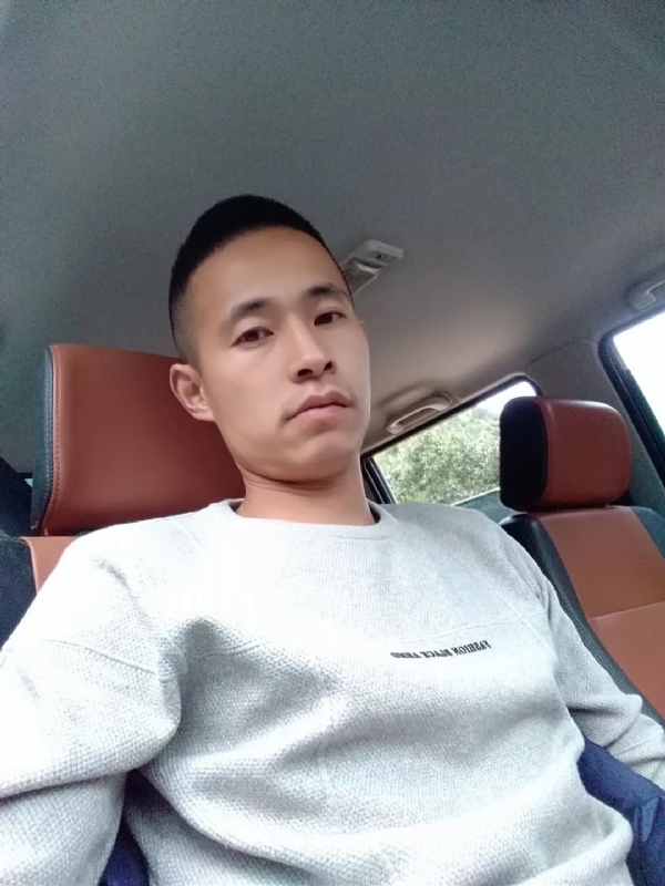 我狠忙的第一张照片--梅州相亲服务中心