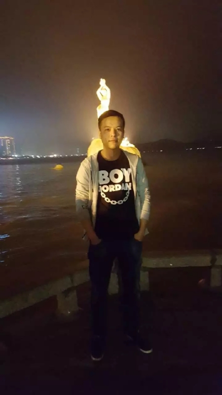 清风徐来。的第一张照片--梅州相亲服务中心