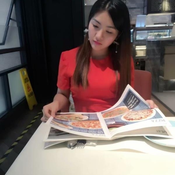 小雪的第一张照片--梅州相亲服务中心