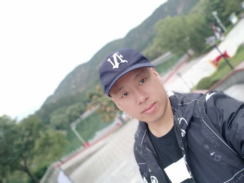 阳光的第一张照片--梅州相亲服务中心