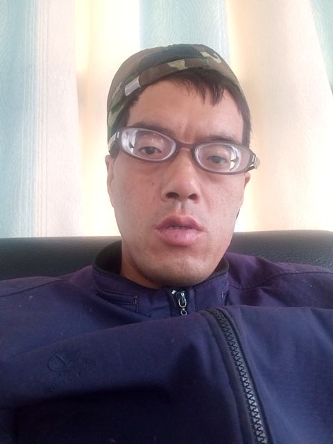 等待有缘人的第一张照片--梅州相亲服务中心