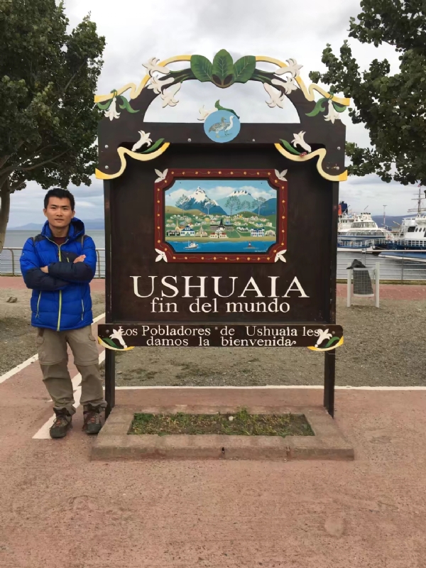 龍少的第一张照片--梅州相亲服务中心