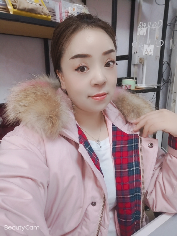 爱雨的第一张照片--梅州相亲服务中心