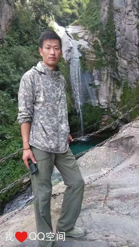 陌颜的第一张照片--梅州相亲服务中心