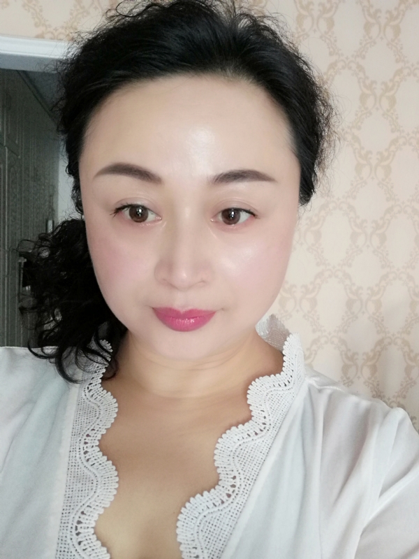 花谢花飞的第一张照片--梅州相亲服务中心