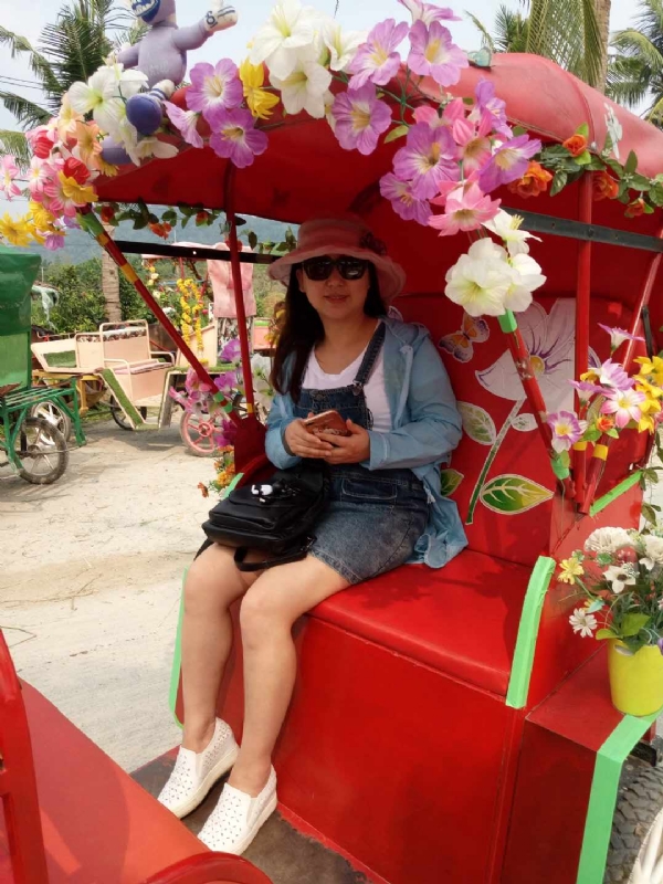 雨纷纷的第一张照片--梅州相亲服务中心