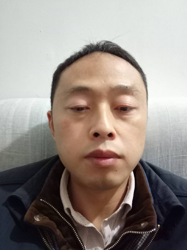 阳光的第一张照片--梅州相亲服务中心