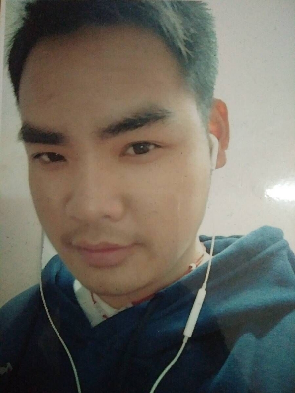 渴望爱的第一张照片--梅州相亲服务中心