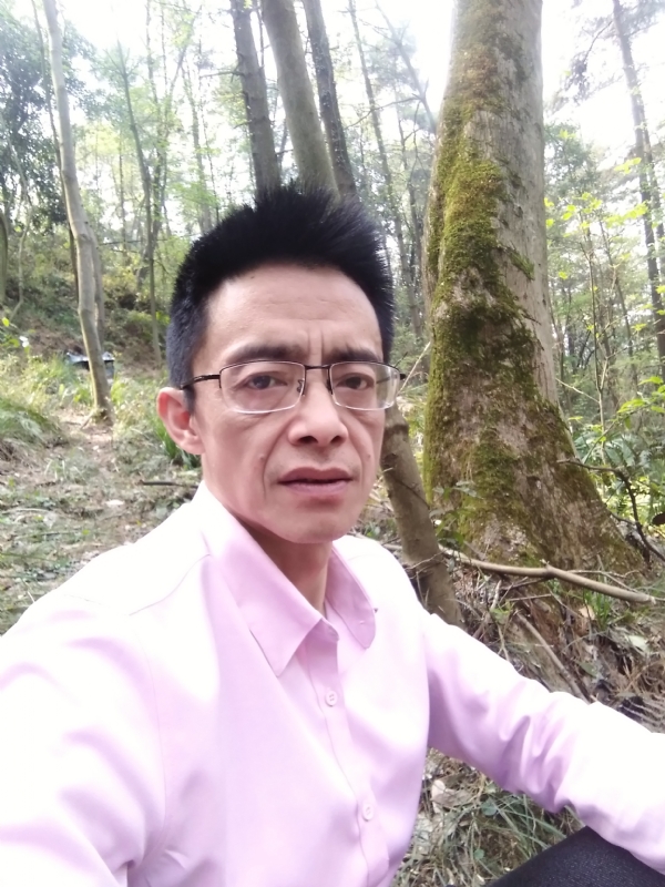 吴彬的第一张照片--梅州相亲服务中心