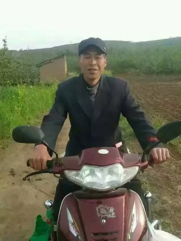 牵手随缘的第一张照片--梅州相亲服务中心