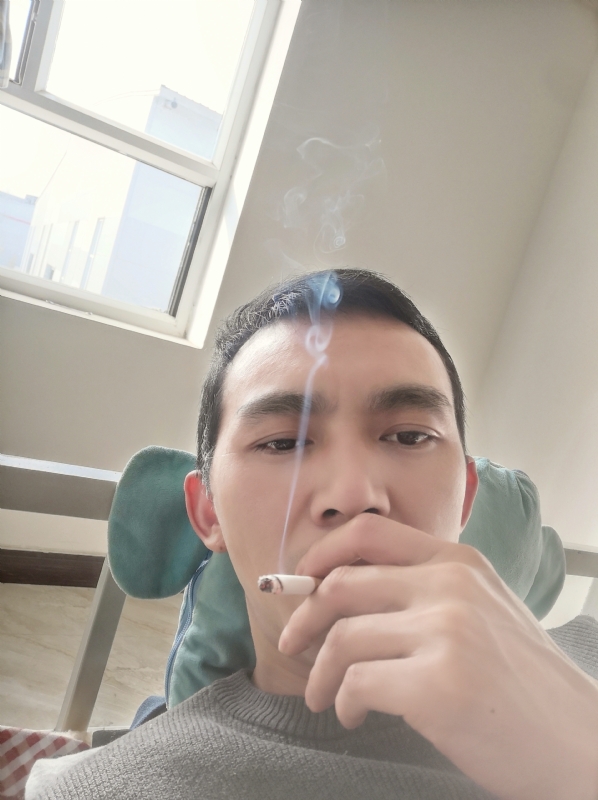 殇情的第一张照片--梅州相亲服务中心