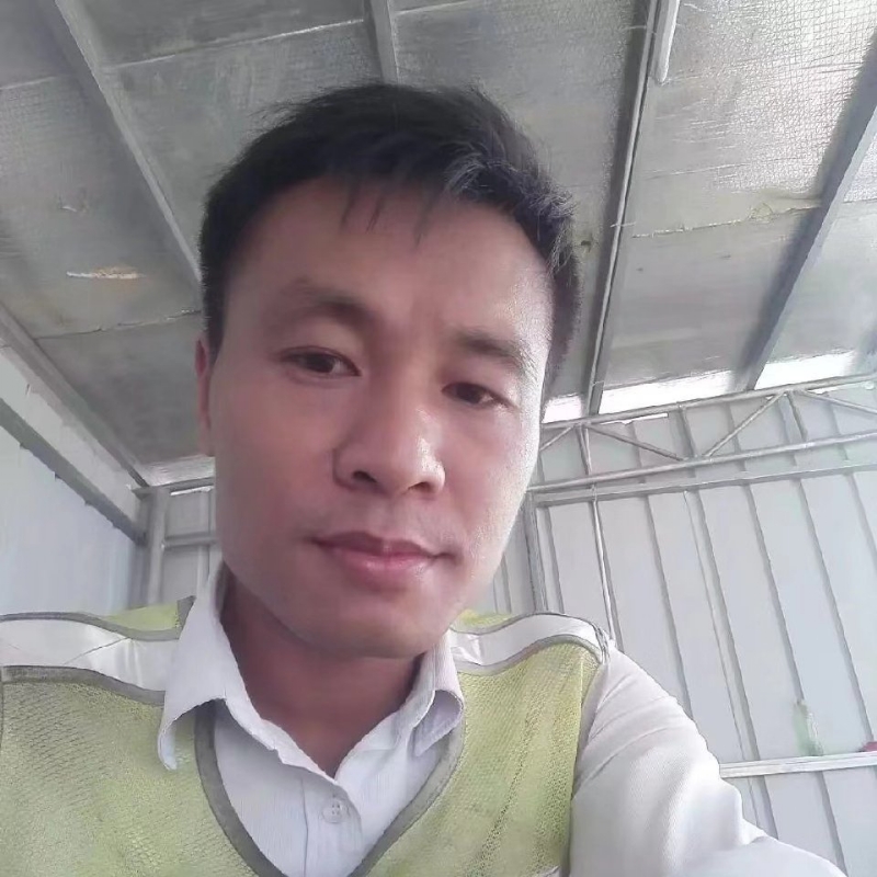 小马哥的第一张照片--梅州相亲服务中心